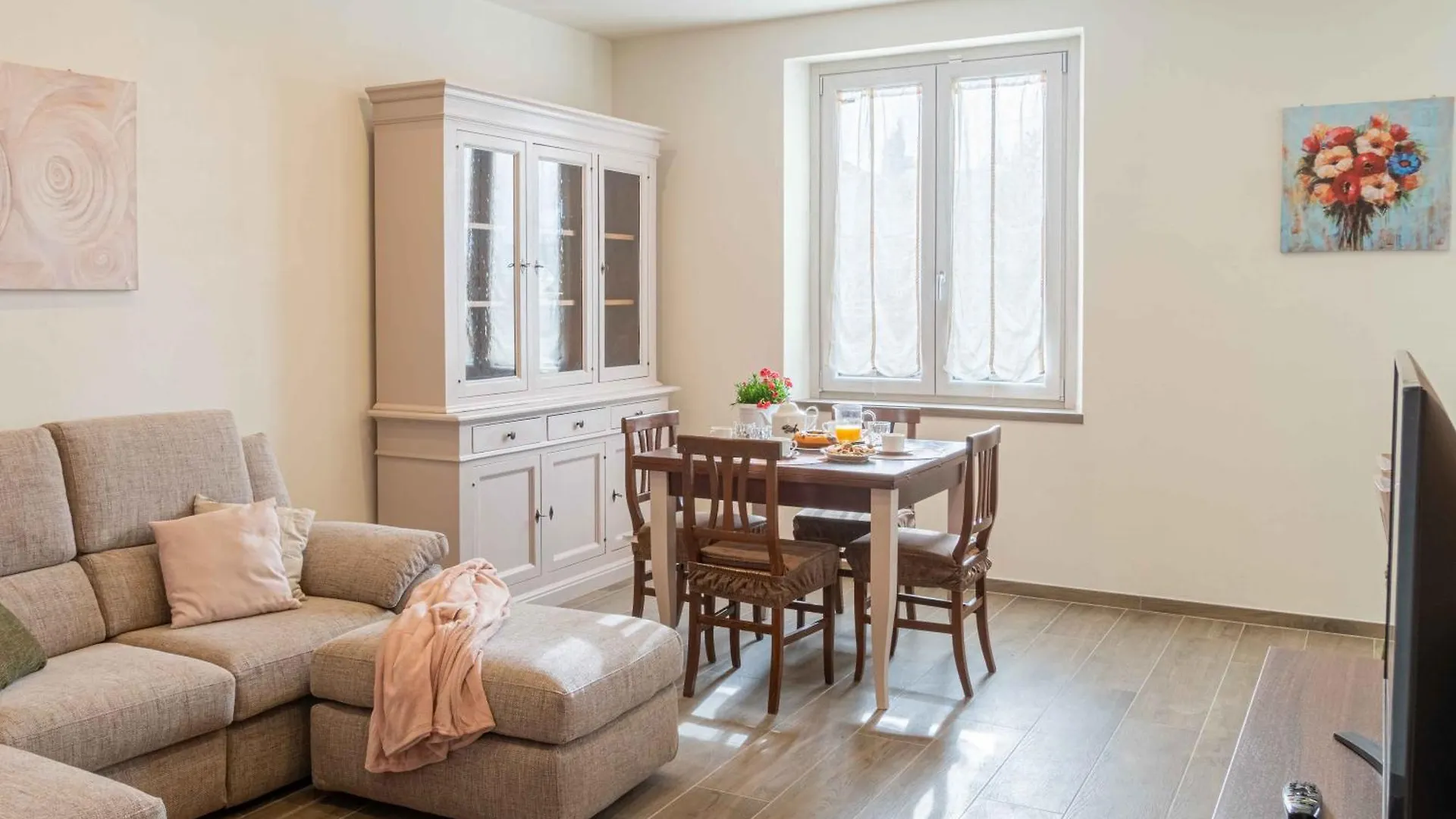 Casa Anna - Appartamento A San Gimignano 0*,  Italy