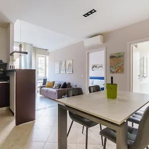 Santa Croce Da Elena Apartment